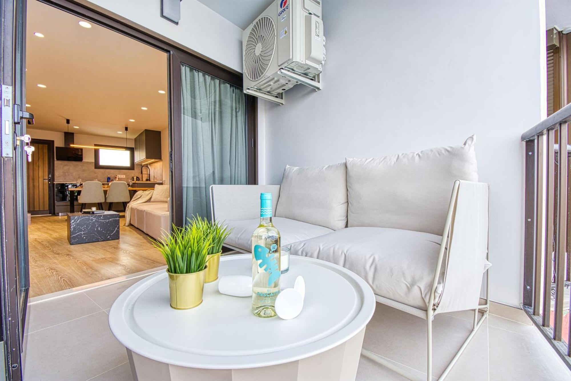Suite Guinea 506 By Homestaygrancanaria Сан-Бартоломе Экстерьер фото